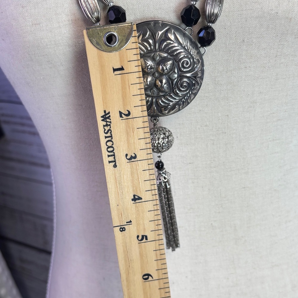 Vintage Tassel Medallion Necklace Black Silver Tone Metal Victorian Goth Boho - Picture 2 of 16